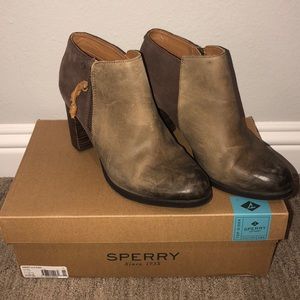 Sperry Booties- Dasher Lille Khaki